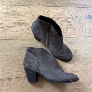 Paul Green grey suede Ankle block heel Booties 7.5